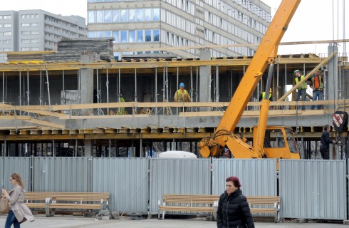 Będzie dodatkowy przetarg na dokończenie pawilonu na Rynku