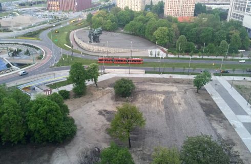 Zróbmy park przed Superjednostką