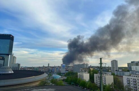 Pożar hali z hulajnogami elektrycznymi w Katowicach. Jest znana wstępna przyczyna