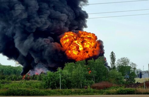 Pożar w Siemianowicach Śląskich. WIOŚ: składowisko odpadów było nielegalne