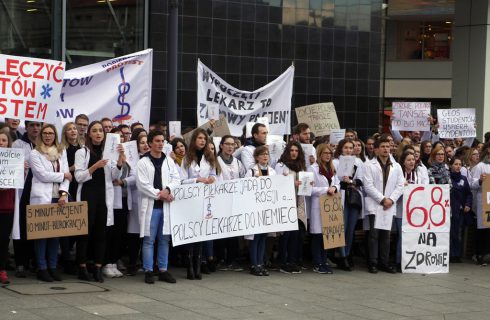 Dzień dobry Katowice. Dzisiaj studenci medycyny przejdą ulicami miasta