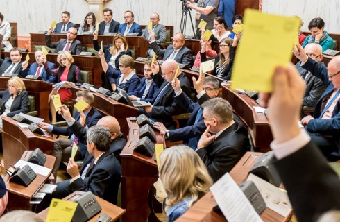 Szykuje się nowa koalicja w sejmiku województwa. Ciekawy ruch PO