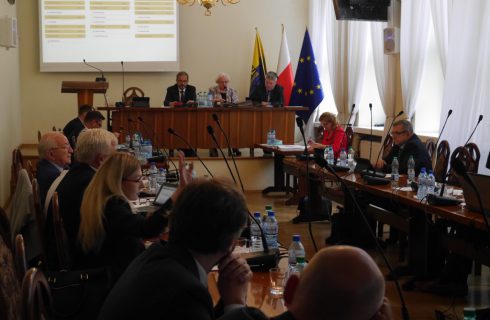 Zakaz handlu alkoholem w Katowicach został przegłosowany