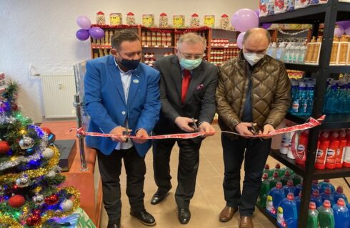 W Katowicach został otwarty drugi sklep socjalny. Każdy może w nim zrobić zakupy
