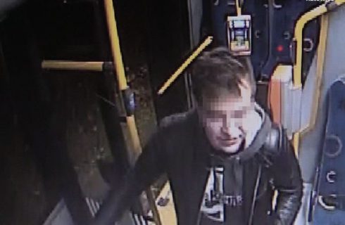 Wiadomo już kim jest mężczyzna, który zdewastował autobus na os. Tysiąclecia