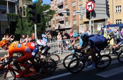 Tour de Pologne w Katowicach: Włoch najszybszy przy Spodku