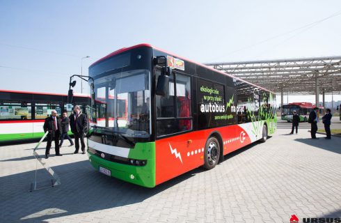 Nie będzie autobusów elektrycznych Ursusa w Katowicach. PKM ogłosi kolejny przetarg