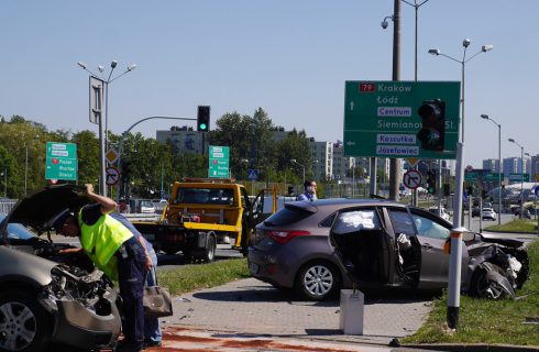 Wypadek na ul. Chorzowskiej. Dwie osoby zabrane do szpitala