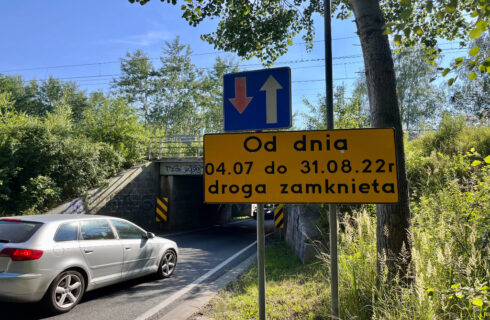 Wyburzanie wiaduktu zachodniej obwodnicy Katowic zakończono 3 tygodnie przed czasem
