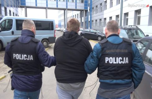 Policja rozbiła gangi kiboli i przejęła dużą ilość narkotyków