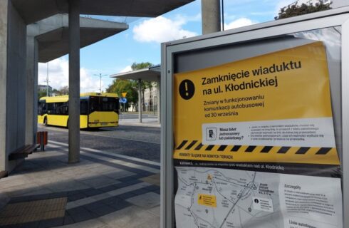 Dzień dobry Katowice. Od dzisiaj brak przejścia pod wiaduktem w Ligocie