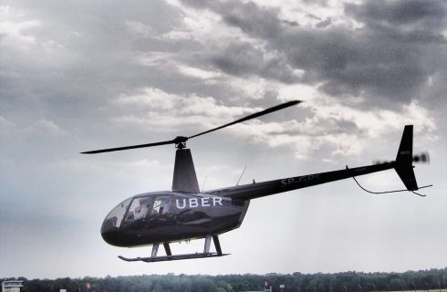 Uber uruchamia tanie loty helikopterem w Katowicach. Na razie na jeden dzień